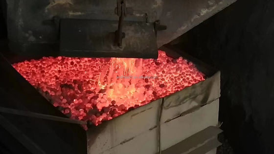 化学組成 Fe2O3 ボール集積物 軽量 拡張されたレカ粘土隔熱物
