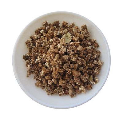 黄金型脱皮バルミキュライト 40-60 メッシュ 1-3mm 2-4mm 3-6mm 4-8mm 価格で花のために